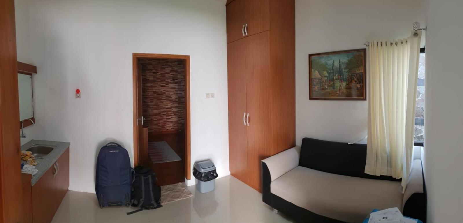 Pool Villa Saung Suluh Пурвокерто Экстерьер фото