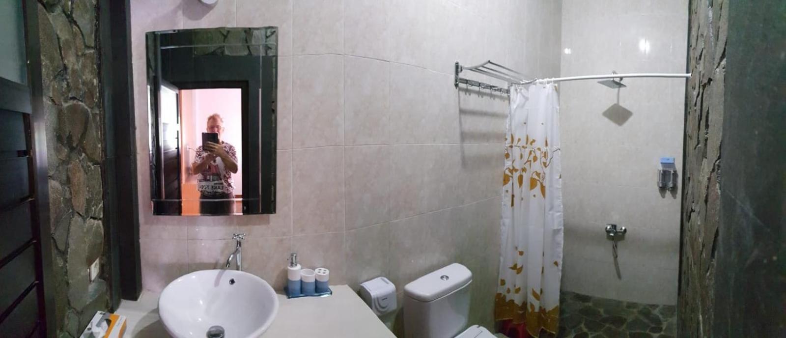 Pool Villa Saung Suluh Пурвокерто Экстерьер фото